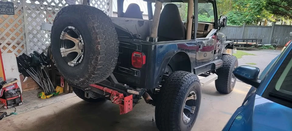 2002 Jeep TJ Wrangler - Image 17 of 19