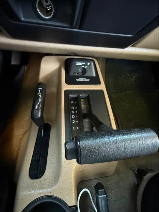 2002 Jeep TJ Wrangler - Image 10 of 13