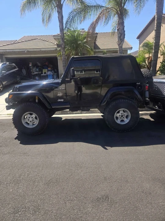 2002 Jeep TJ Wrangler - Image 2 of 10
