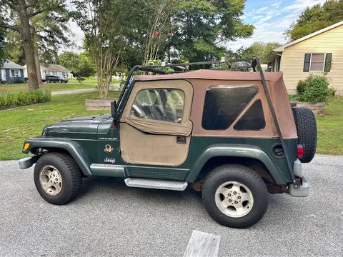 2002 Jeep Wrangler Sahara Sport Utility 4D