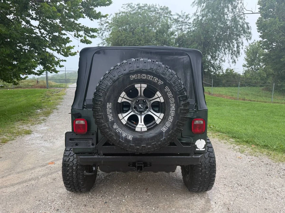2002 Jeep TJ Wrangler - Image 9 of 13
