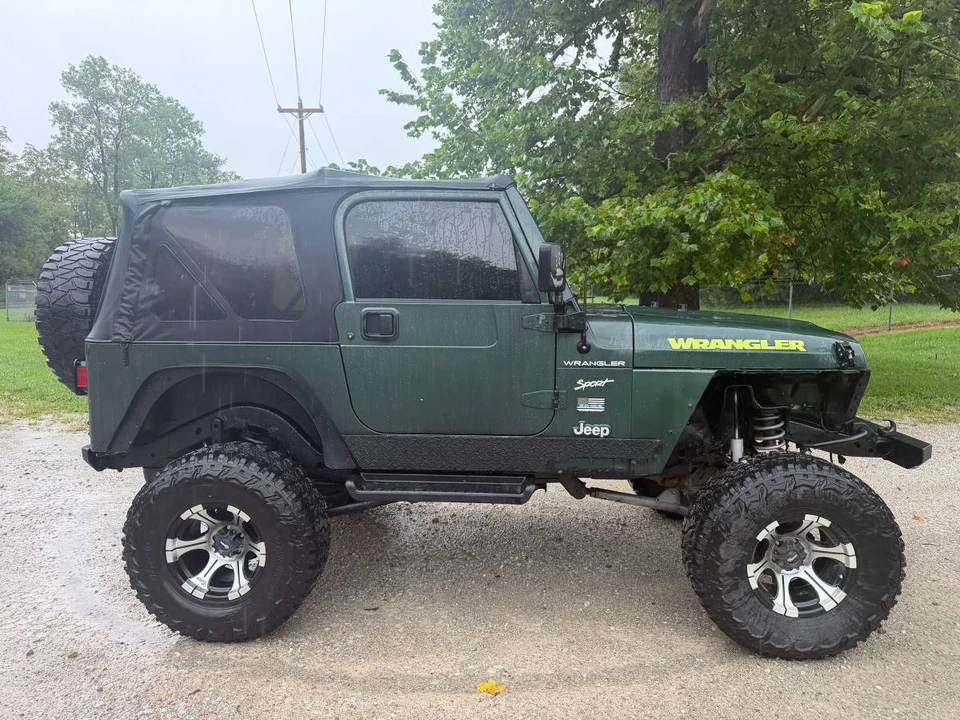 2002 Jeep TJ Wrangler - Image 5 of 13