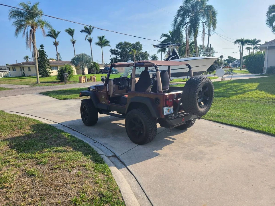 2002 Jeep TJ Wrangler - Image 3 of 4