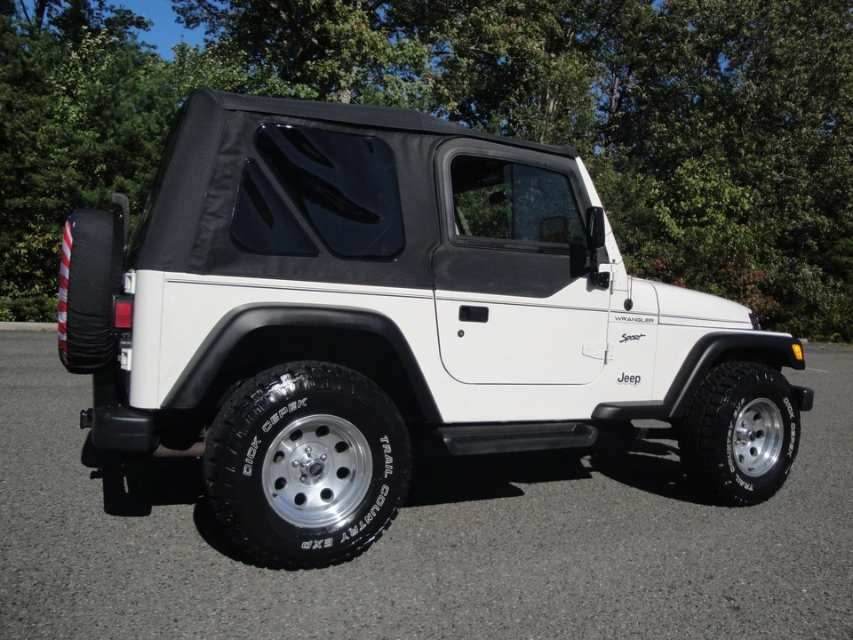 2002 Jeep TJ Wrangler - Image 28 of 31
