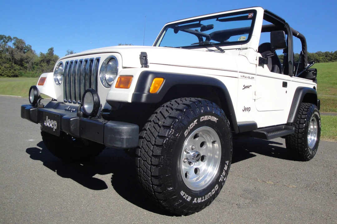2002 Jeep TJ Wrangler - Image 2 of 31