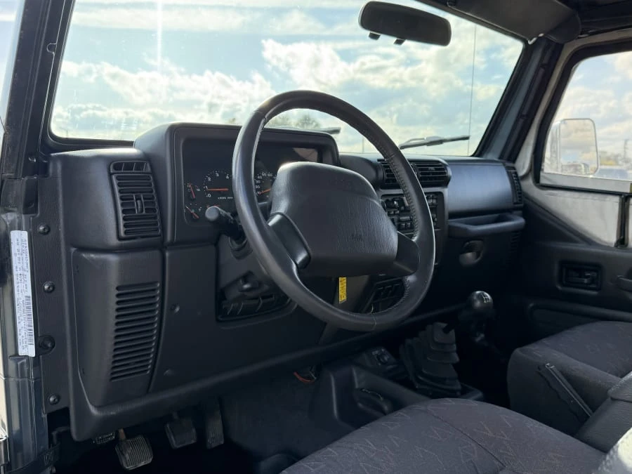 2002 Jeep TJ Wrangler - Image 14 of 20