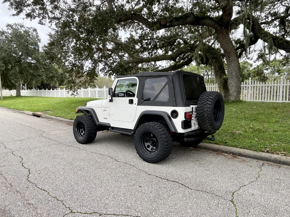 2002 Jeep TJ Wrangler - Image 17 of 31