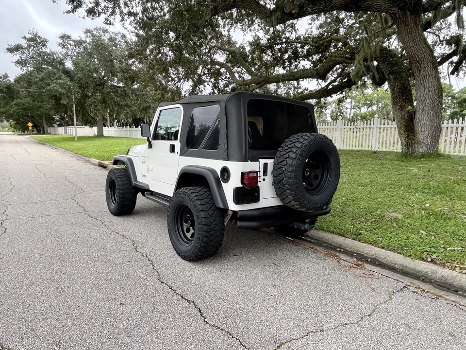 2002 Jeep TJ Wrangler - Image 18 of 31