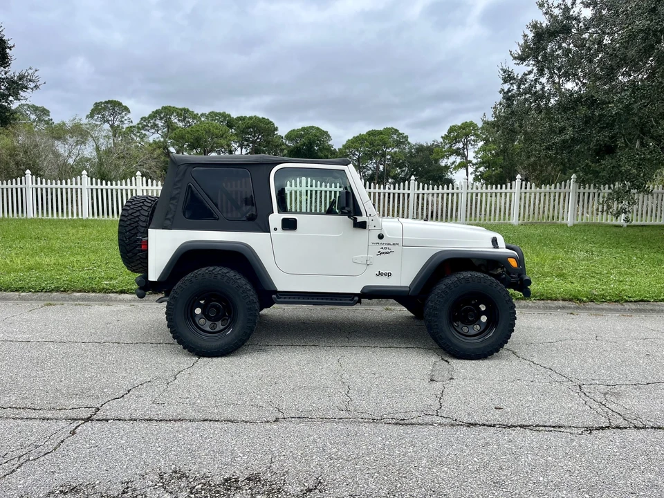 2002 Jeep TJ Wrangler - Image 26 of 31