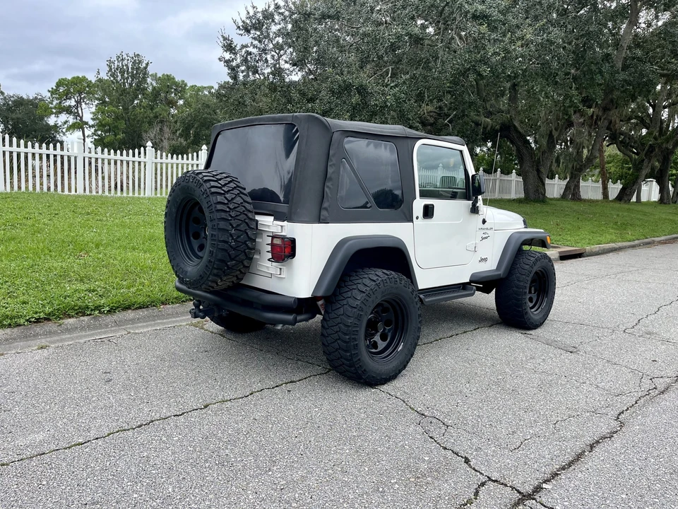 2002 Jeep TJ Wrangler - Image 24 of 31