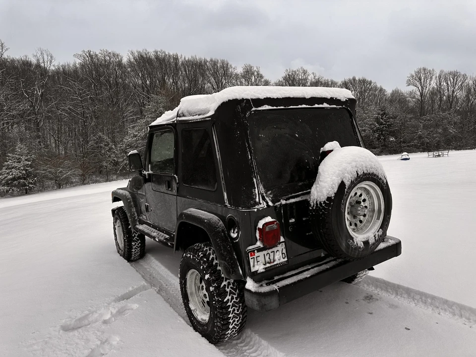 2002 Jeep TJ Wrangler - Image 21 of 31