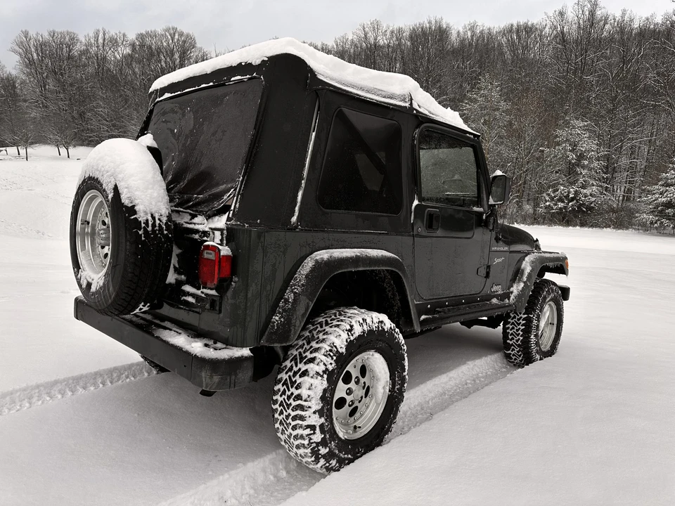 2002 Jeep TJ Wrangler - Image 14 of 31