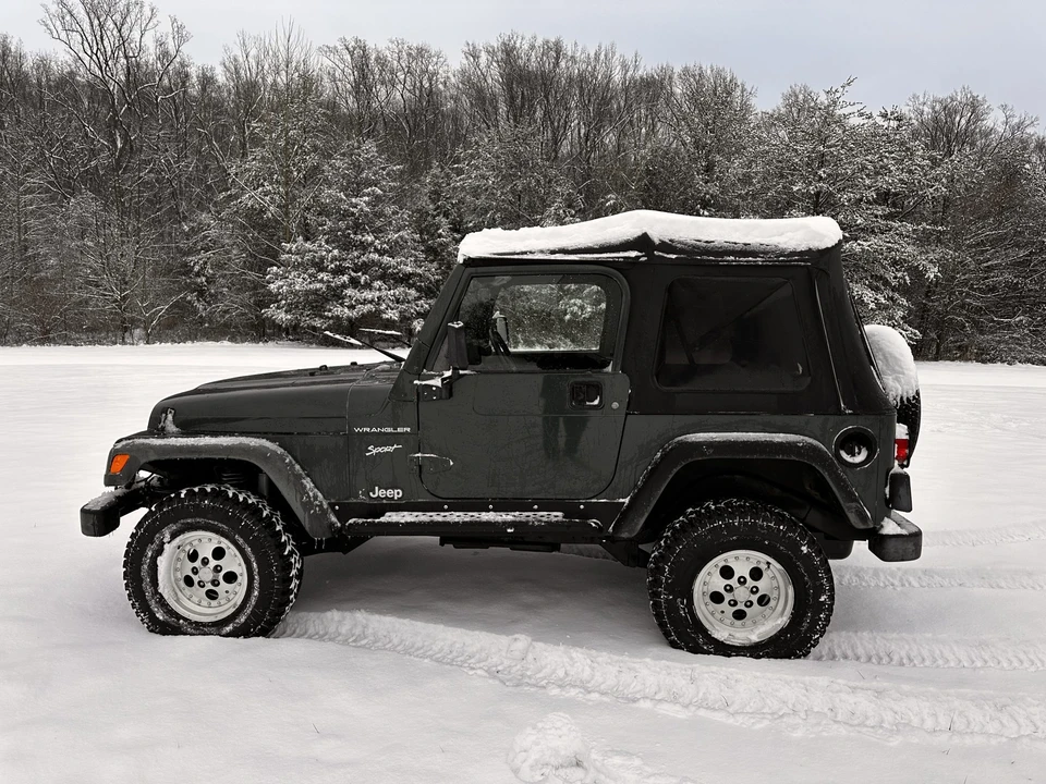 2002 Jeep TJ Wrangler - Image 28 of 31