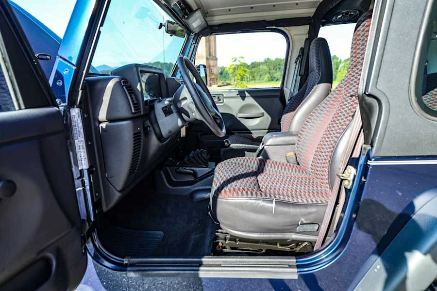 2002 Jeep TJ Wrangler - Image 23 of 31