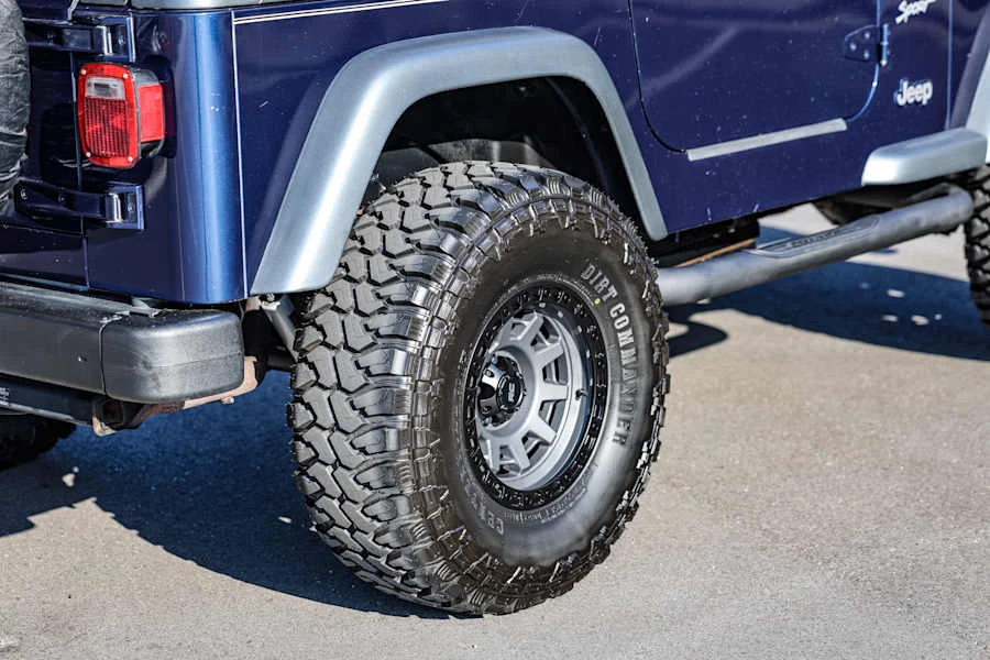 2002 Jeep TJ Wrangler - Image 15 of 31
