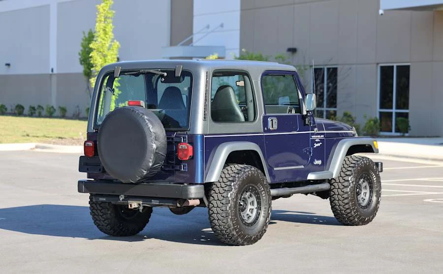 2002 Jeep TJ Wrangler - Image 5 of 31