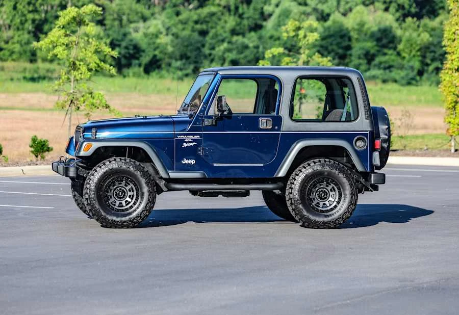 2002 Jeep TJ Wrangler - Image 4 of 31
