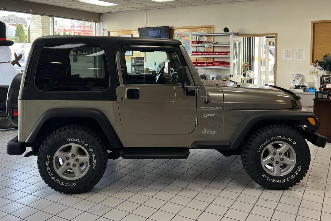 2002 Jeep TJ Wrangler - Image 3 of 31