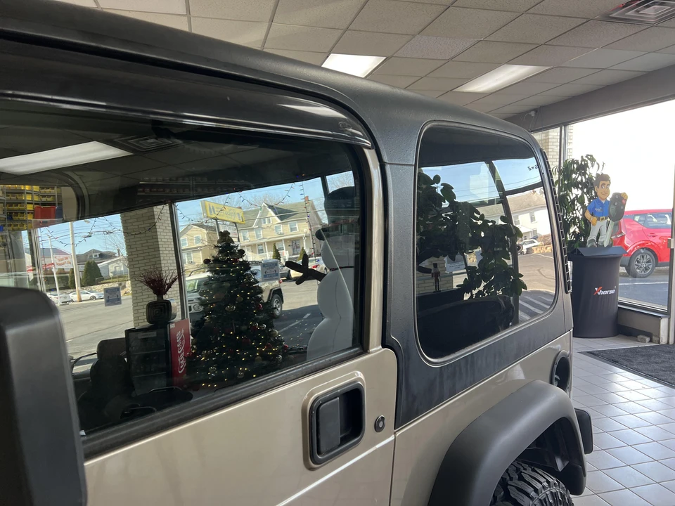 2002 Jeep TJ Wrangler - Image 24 of 31
