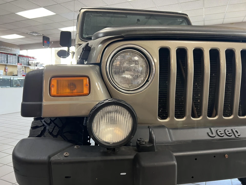 2002 Jeep TJ Wrangler - Image 16 of 31
