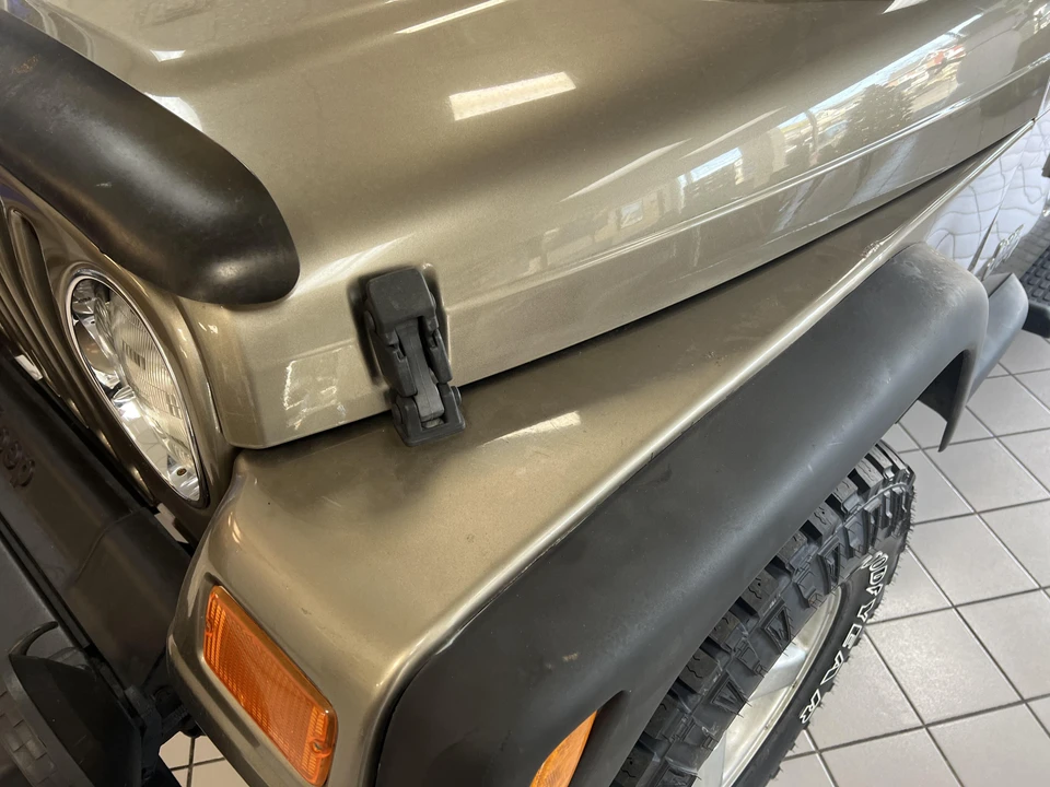 2002 Jeep TJ Wrangler - Image 19 of 31