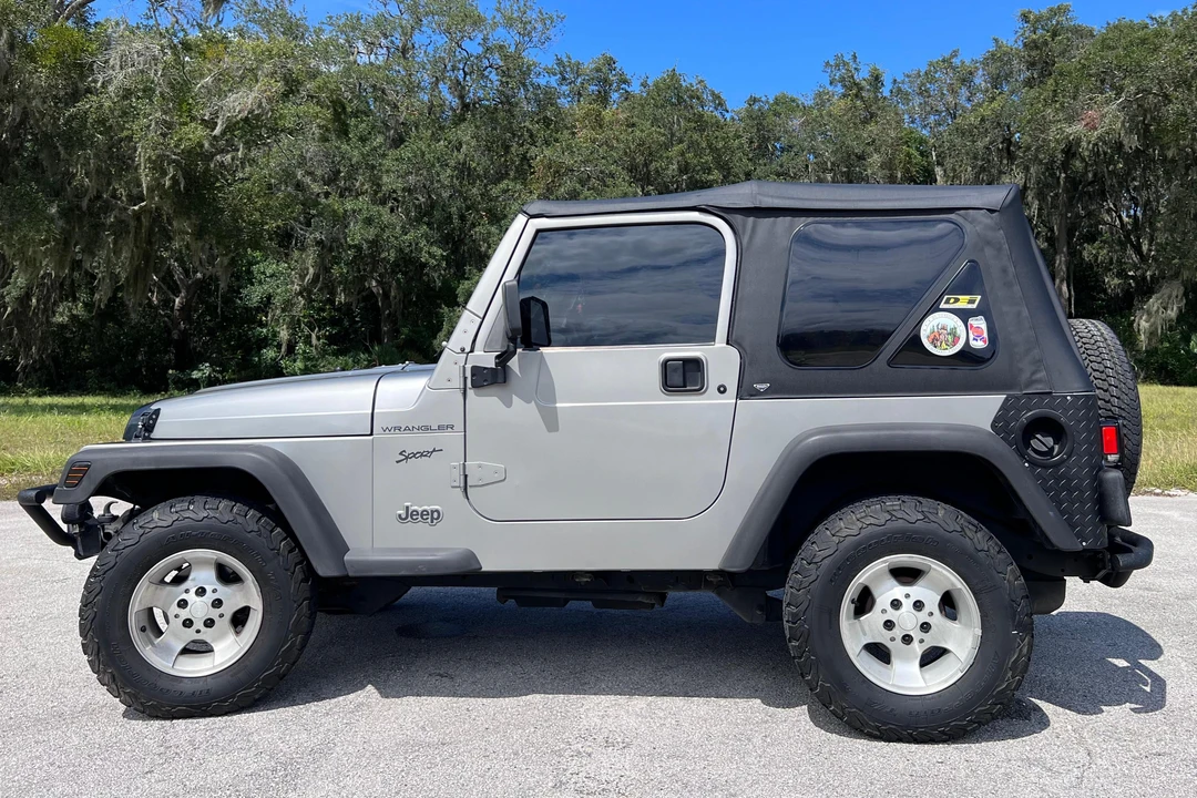 2002 Jeep TJ Wrangler - Image 3 of 31