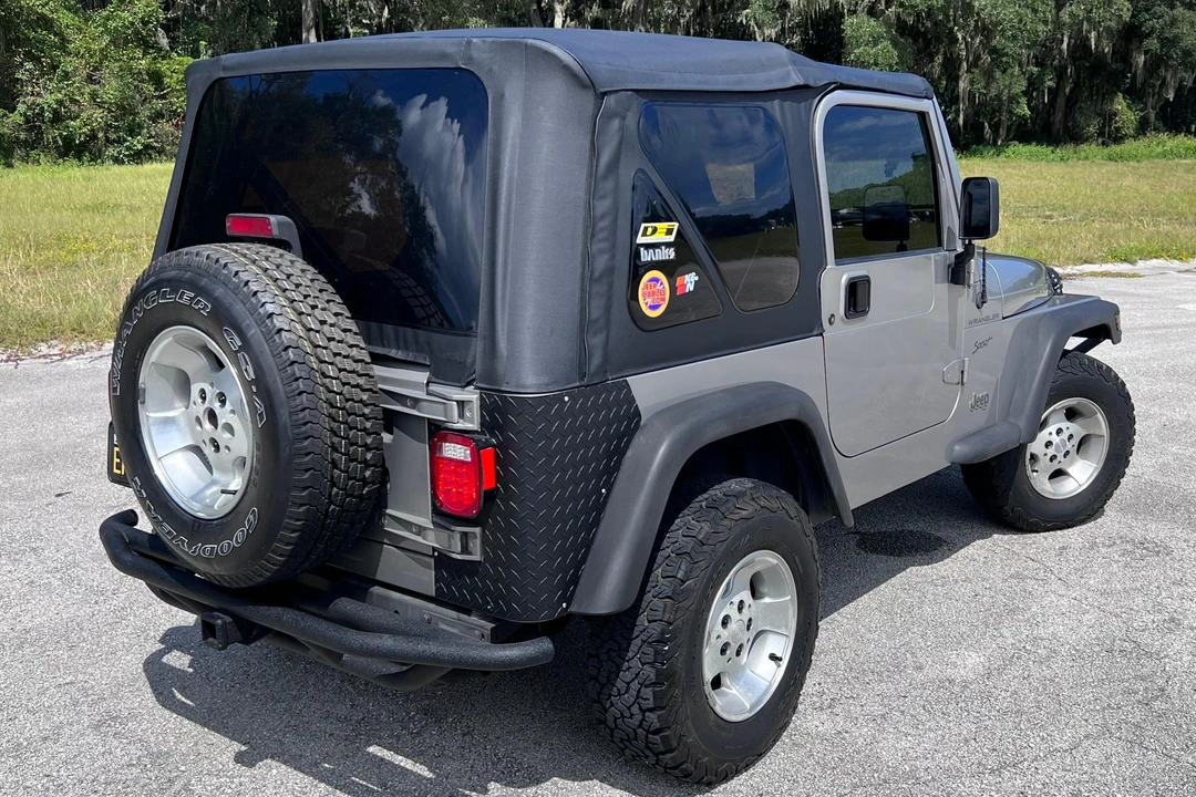 2002 Jeep TJ Wrangler - Image 4 of 31