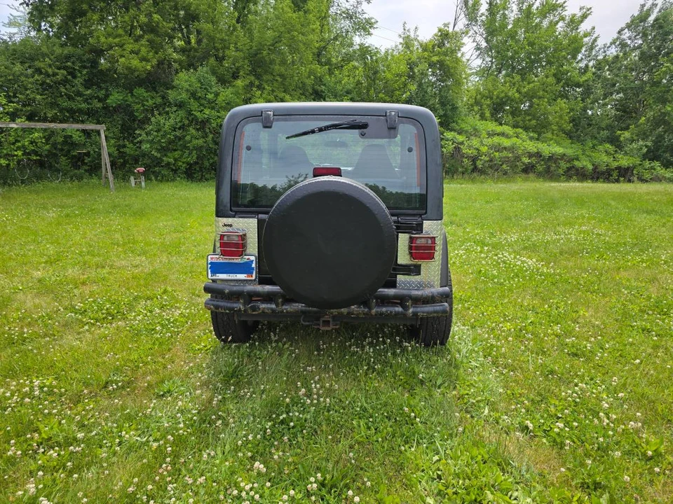 2002 Jeep TJ Wrangler - Image 3 of 14