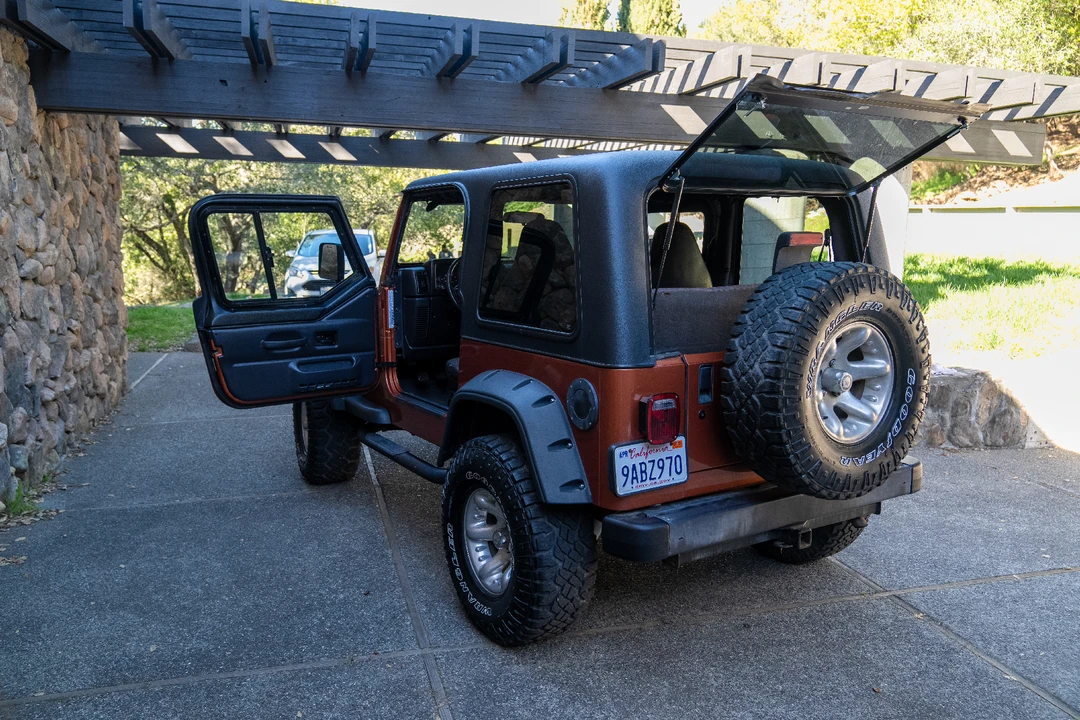 2002 Jeep TJ Wrangler - Image 19 of 31