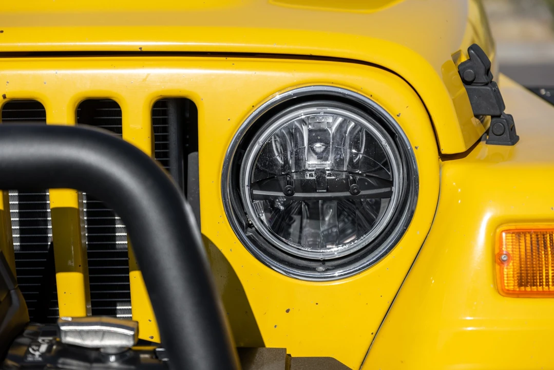 2002 Jeep TJ Wrangler - Image 12 of 31