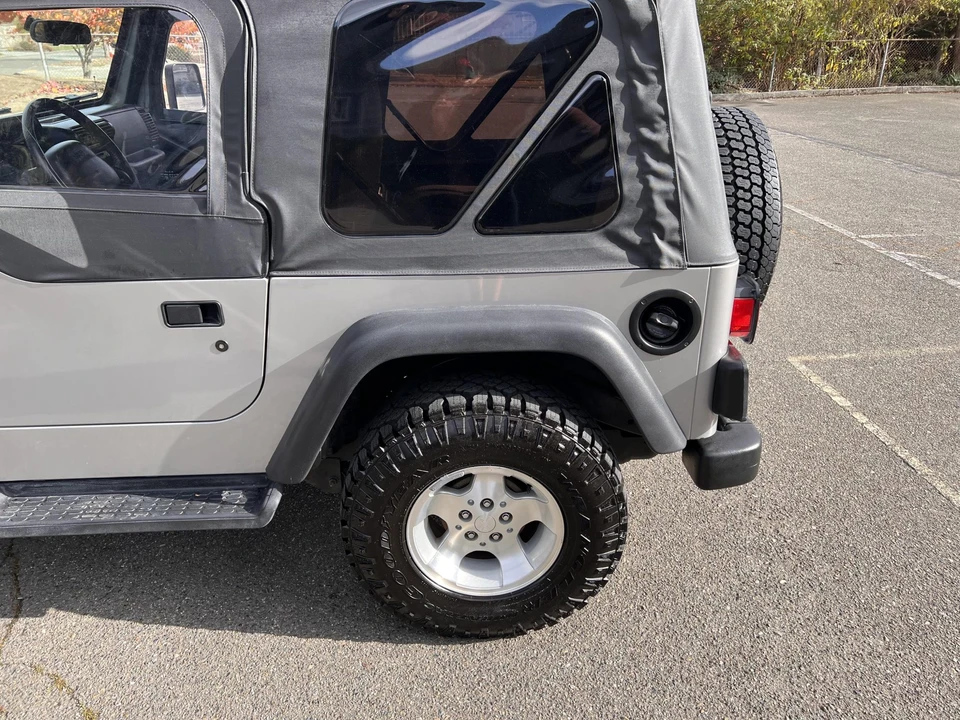 2002 Jeep TJ Wrangler - Image 26 of 31