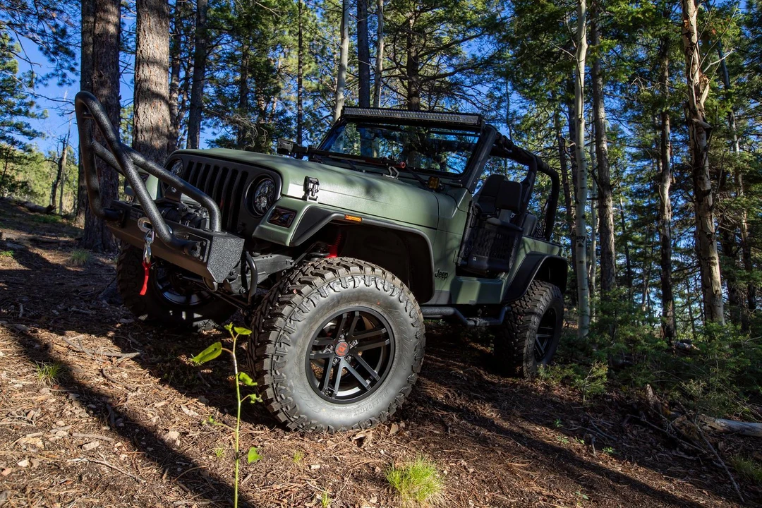 2002 Jeep TJ Wrangler - Image 17 of 31