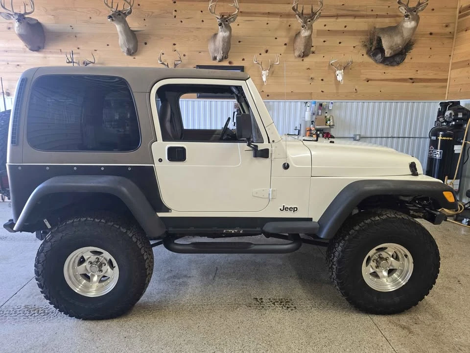2002 Jeep TJ Wrangler - Image 2 of 10