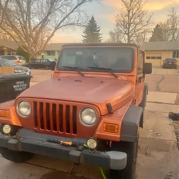 2002 Jeep Wrangler Sport SUV 2D