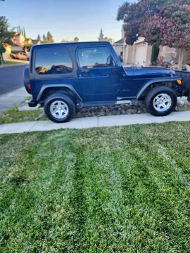 2002 Jeep Wrangler Sport SUV 4D