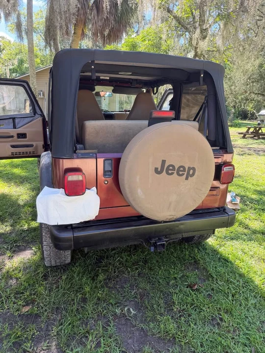 2002 Jeep TJ Wrangler - Image 5 of 10