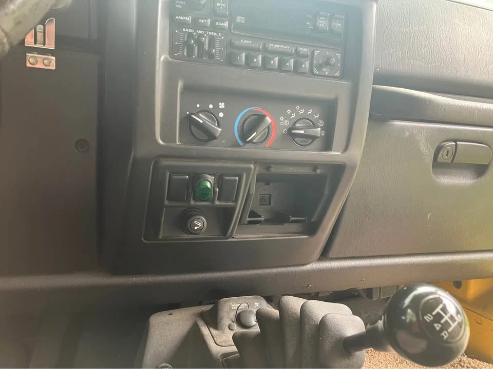 2002 Jeep TJ Wrangler - Image 15 of 15