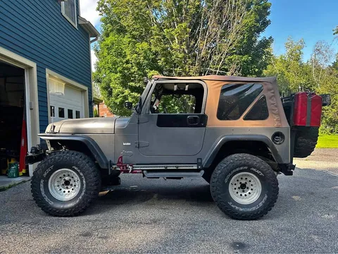2002 Jeep Wrangler Sport Sport Utility 2D