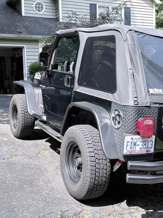 2002 Jeep TJ Wrangler - Image 2 of 17