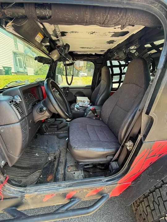 2002 Jeep TJ Wrangler - Image 15 of 20