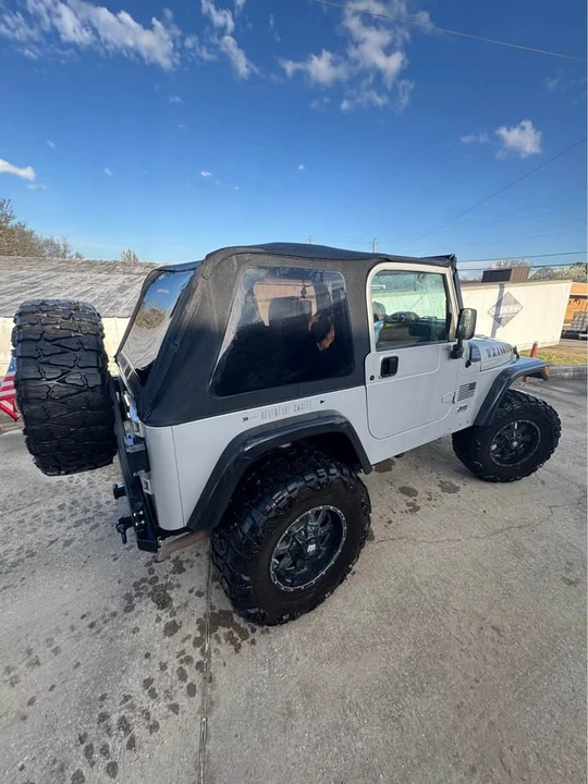 2002 Jeep TJ Wrangler - Image 2 of 2