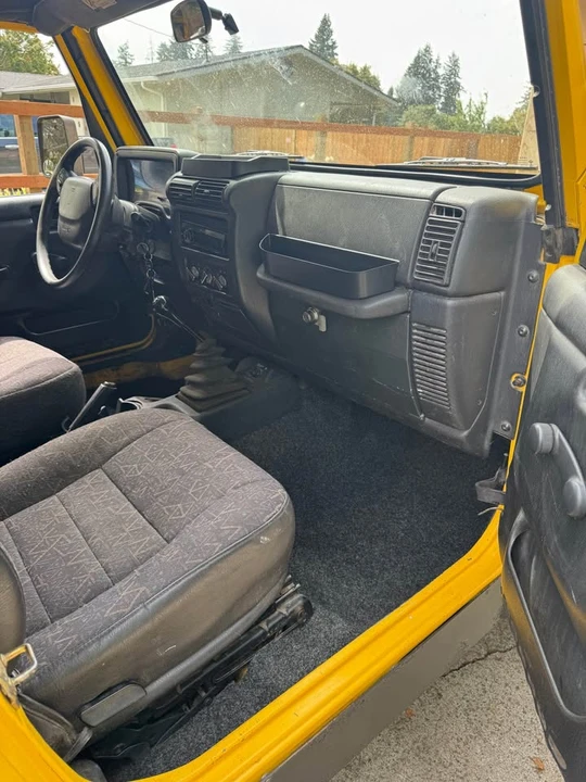 2002 Jeep TJ Wrangler - Image 5 of 8