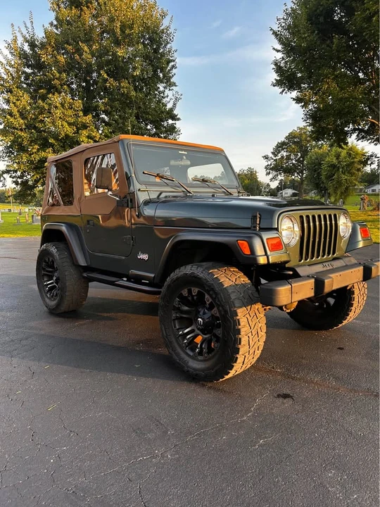 2002 Jeep TJ Wrangler - Image 3 of 14