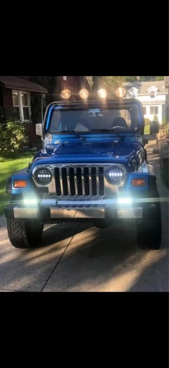 2002 Jeep TJ Wrangler - Image 2 of 5