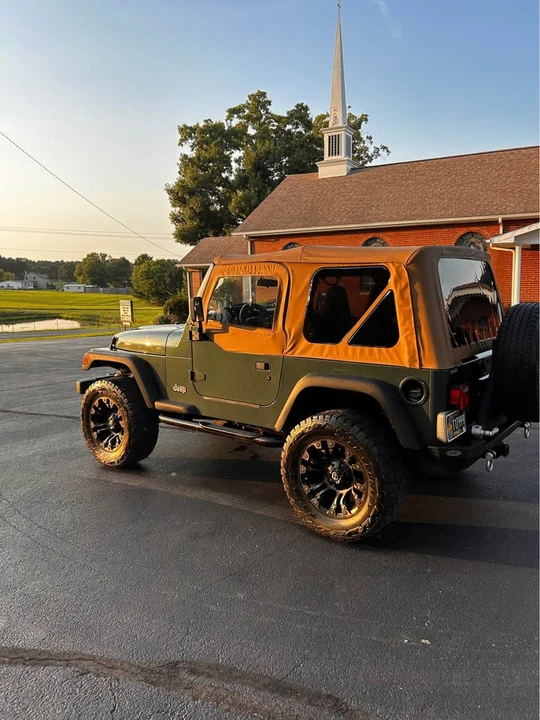 2002 Jeep TJ Wrangler - Image 2 of 14