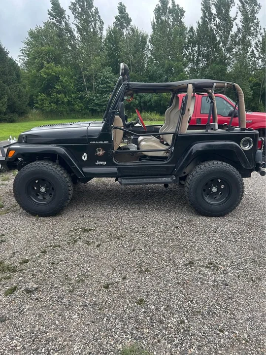 2002 Jeep TJ Wrangler - Image 11 of 13