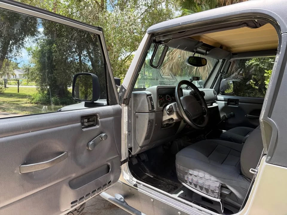 2002 Jeep TJ Wrangler - Image 9 of 11