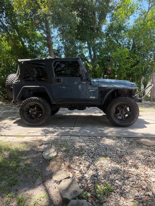 2002 Jeep TJ Wrangler - Image 3 of 11