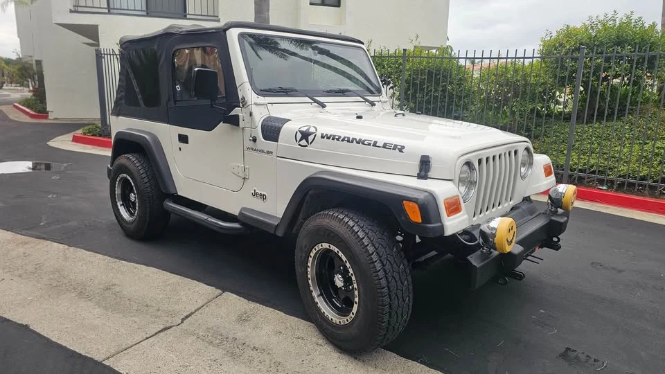2002 Jeep TJ Wrangler - Image 11 of 15