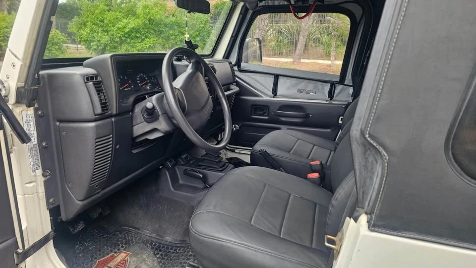 2002 Jeep TJ Wrangler - Image 8 of 15